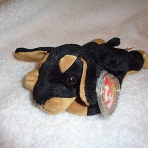 TY Beanie Baby : Doby The Doberman
